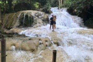 A partir de Ninh Binh: 2-dia 4-estrela cruzeiro guiado pela Baía de Lan Ha e Halong