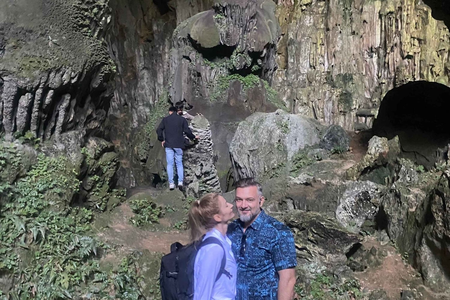 Pu Luong: Koko päivän moottoripyöräretki vesiputouksella ja lounaalla