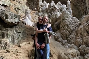 Pu Luong: Koko päivän moottoripyöräretki vesiputouksella ja lounaalla