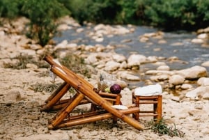 Puluong : anciennes maisons sur pilotis, grottes surprenantes. Visite d'une demi-journée.