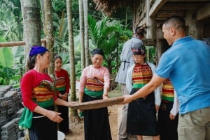Puluong : anciennes maisons sur pilotis, grottes surprenantes. Visite d'une demi-journée.