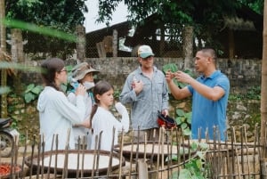 Puluong : anciennes maisons sur pilotis, grottes surprenantes. Visite d'une demi-journée.
