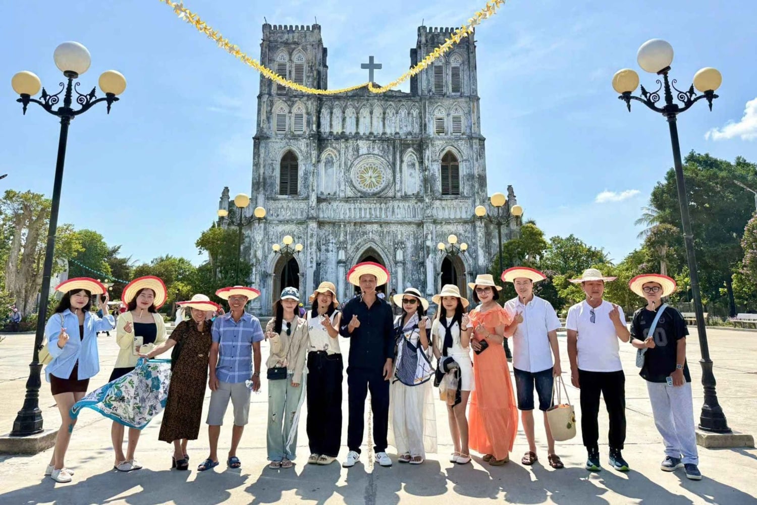 Quy Nhon: Phu Yen -päiväkierros lounaalla ja oppaalla