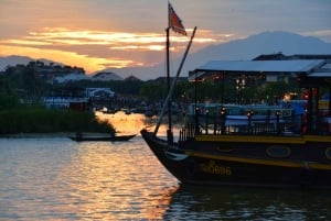 Romantic Sunset Dinner Cruise in Hoi An