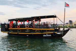 Romantic Sunset Dinner Cruise in Hoi An