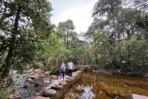 La aventura en moto definitiva por Sa Pa: pueblos y cascadas