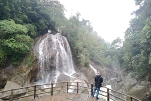 La aventura en moto definitiva por Sa Pa: pueblos y cascadas