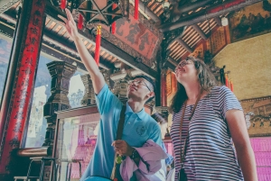 Saigon: City Highlights e Saigon Unseen Scooter Combo Tour