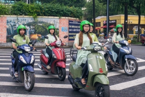Saigon: Day-Night Sights & Local Food Tour l Female Option