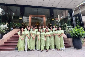 Saigon: Day-Night Sights & Local Food Tour l Female Option