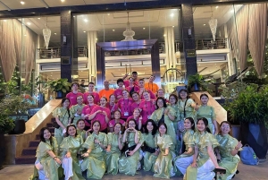 Saigon: Day-Night Sights & Local Food Tour l Female Option