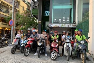 Saigon: Day-Night Sights & Local Food Tour l Female Option