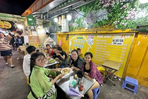 Saigon: Day-Night Sights & Local Food Tour l Female Option