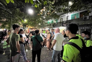 Saigon: Day-Night Sights & Local Food Tour l Female Option