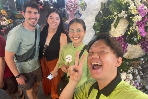 Saigon: Day-Night Sights & Local Food Tour l Female Option