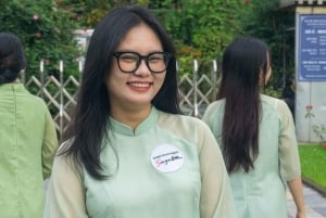 Saigon: Day-Night Sights & Local Food Tour l Female Option