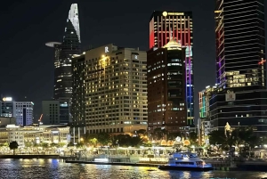 Ужин в Сайгоне на круизе с частным столом