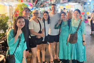 Saigon: tour gastronomico in moto con pilota donna e ristoranti stellati Michelin