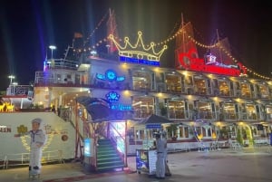 Ho Chi Minh: Saigon River Dinner Cruise med hoteltransfer
