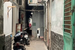 Saigon Slum Tour with Motorbike