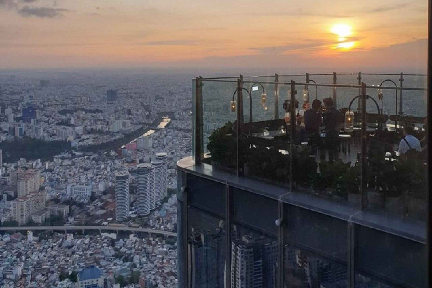 Saigon-spesial :Sunset Café Experience på Landmark 81