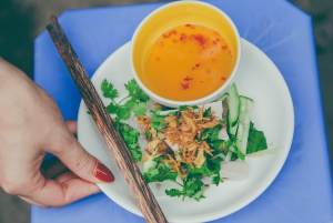 Saigon: Lebensmittelverkostung und Sightseeing-Tour mit dem Motorrad