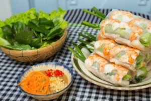 Saigon: Lebensmittelverkostung und Sightseeing-Tour mit dem Motorrad