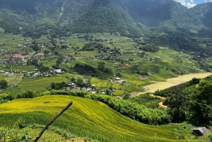 Sapa: 2-Day Guided Trek with Homestay guide English, French