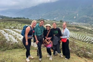Découvrez Sapa : 2 jours et 1 nuit d'aventure en trek et séjour confortable chez l'habitant à LaLa.
