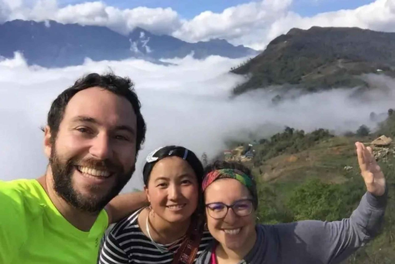 SAPA 2 Day trekking & 1 night Homestay with LOCAL PEOPLE