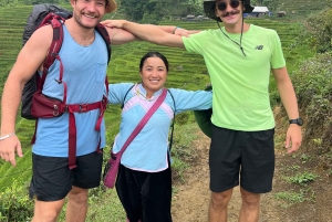 SAPA 2 päivän vaellus ja 1 yö kotimajoituksessa paikallisten kanssa