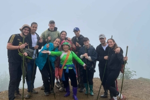 SAPA 2 päivän vaellus ja 1 yö kotimajoituksessa paikallisten kanssa