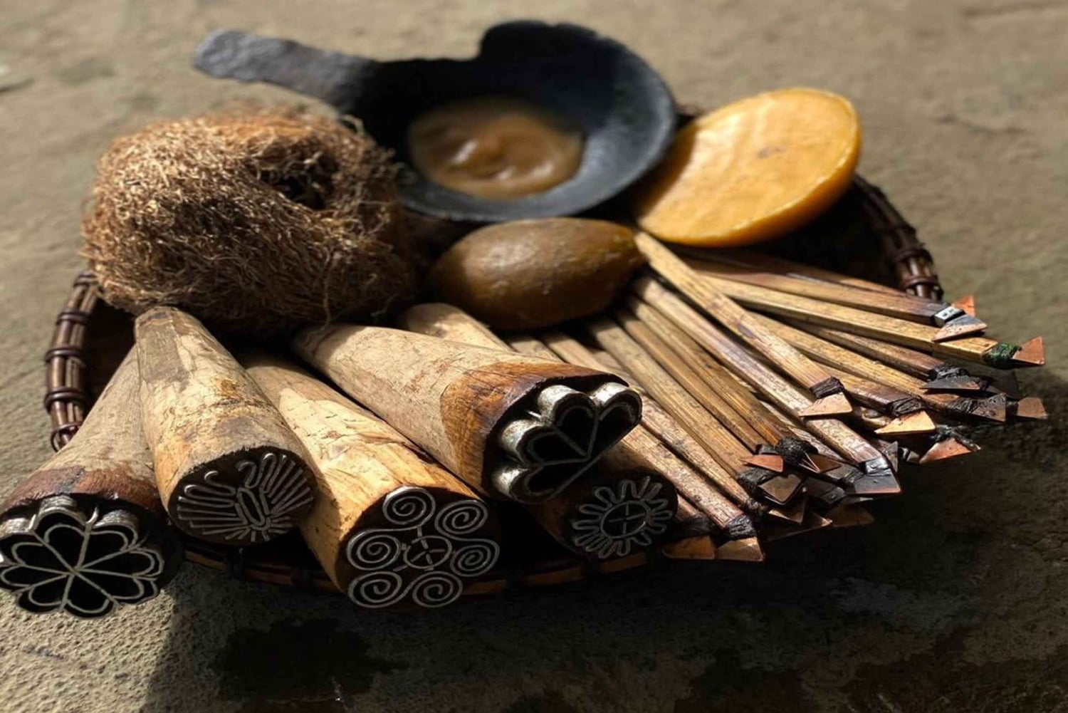 Sapa: 2-Day Trekking & Cultural Experience with Art Workshop