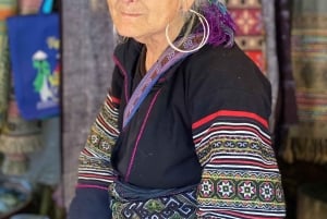 SAPA: 2 PÄIVÄN VAELLUS & KULTTUURI + KOTIMAJOITUS + HMONG-OPPAAN LINH