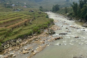 SAPA: 2 PÄIVÄN VAELLUS & KULTTUURI + KOTIMAJOITUS + HMONG-OPPAAN LINH