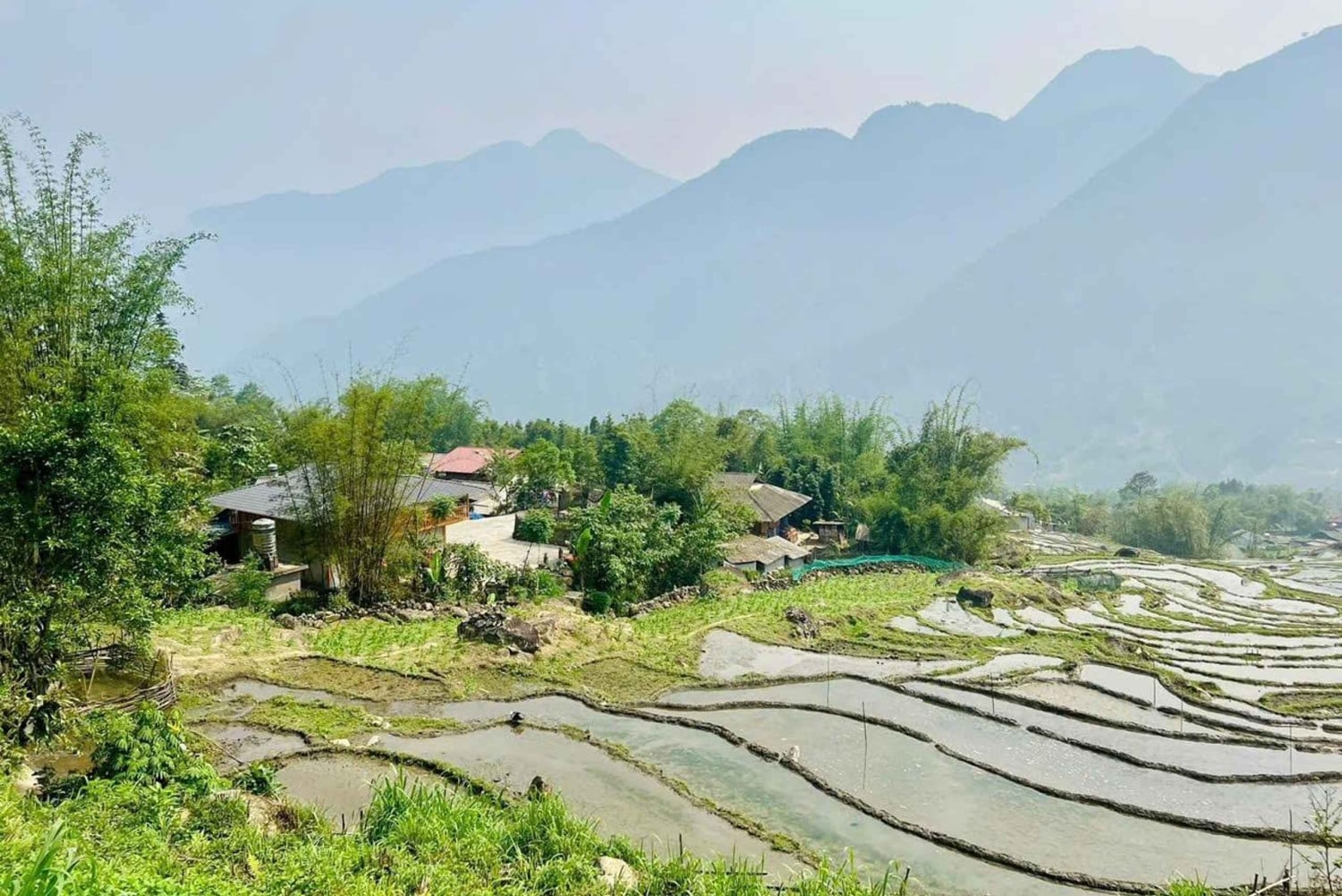Sapa: 2 días de senderismo y 1 noche en casa de familia con guía local