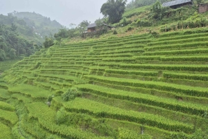 SAPA: 2 GIORNI a piedi e 1 notte in famiglia con guida locale