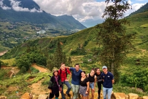 SAPA: 2 GIORNI a piedi e 1 notte in famiglia con guida locale