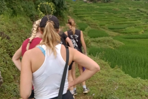 SAPA: 2 GIORNI a piedi e 1 notte in famiglia con guida locale