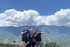 SAPA: 2 GIORNI a piedi e 1 notte in famiglia con guida locale