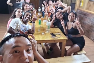 Sapa: 2 päivän ja 1 yön vaellus paikallisen oppaan kanssa ja kodikas LaLa-kotimajoitus