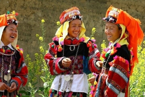 Sapa: 3-Day, 3-Night Trek and Hotel with Overnight Train