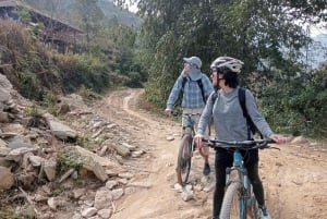 Sapa: 3-Day Bac Ha Bike Tour with Markets and Villages
