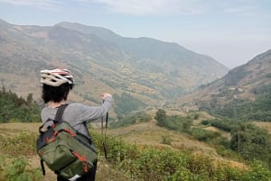 Sapa: 3-Day Bac Ha Bike Tour with Markets and Villages