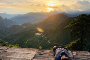 Sapa: explora Sa Pa en un día con un guía local en moto.