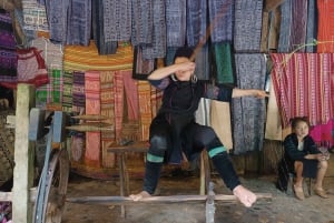 Découvrez Sapa : 2 jours et 1 nuit d'aventure en trek et séjour confortable chez l'habitant à LaLa.