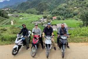 Sapa: Motorcykeltur 1-dags guidet tur Besøg vandfald og lokale landsbyer