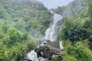 Sapa: Tour di 1 giorno in moto per visitare cascate e villaggi locali
