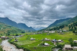 Sapa: Tour di 1 giorno in moto per visitare cascate e villaggi locali