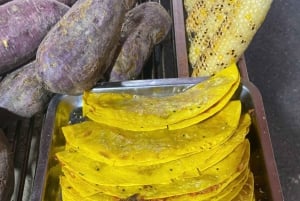 Sapa Night Market Experience – BBQ, Hotpot & Black Chicken